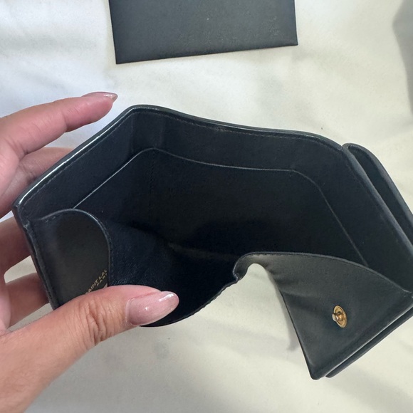 Yves Saint Laurent Black Wallet with Gold Logo - Picture 5 of 8